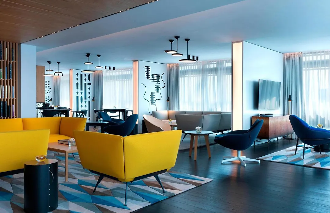 Renaissance Warsaw Airport Hotel-1